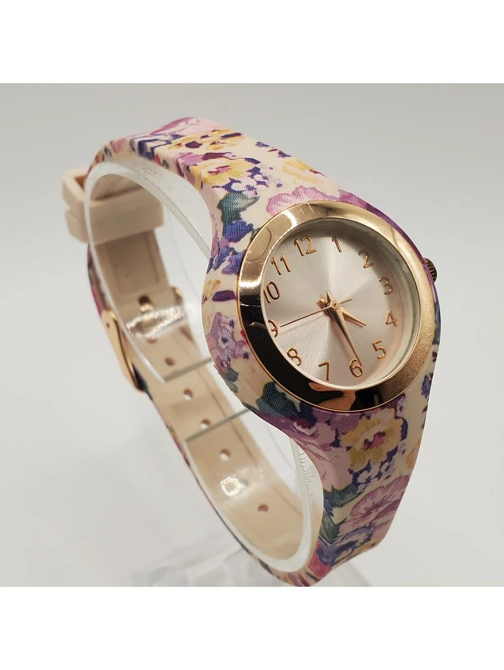 Quartz Flower Style Watch Womens 30mm Rose Gold Tone Bezel New Battery